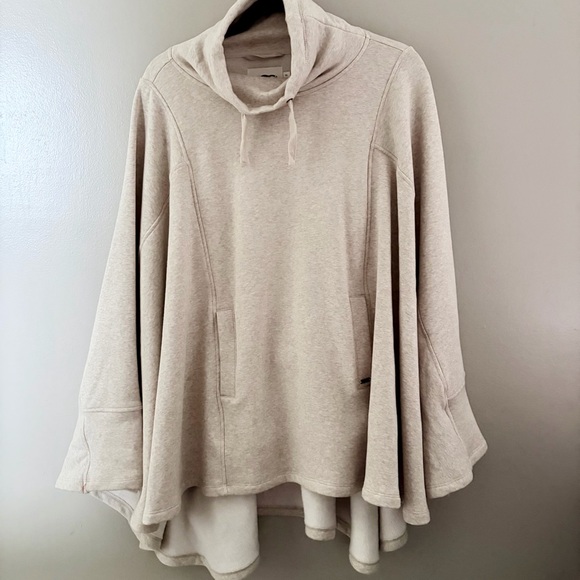 UGG Women's Cream Pichot Poncho Sweater - Picture 4 of 10